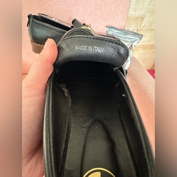 B2 Grayson Women Oxfords from Browns - Picture 5 of 9